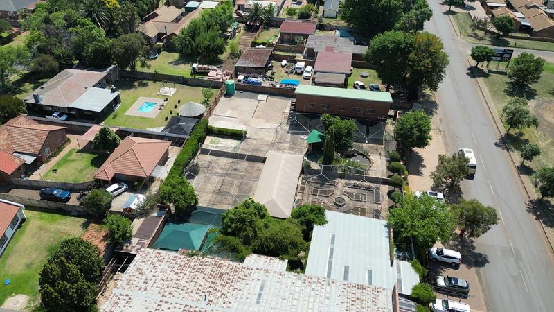 Commercial Property for Sale in Middelburg Eastern Cape
